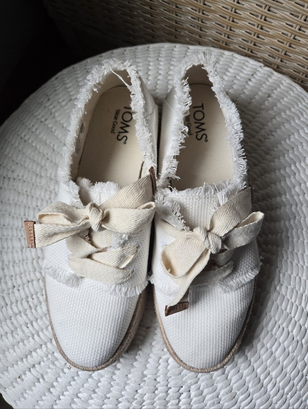 TOMS Carolina Lace-Up Platform Espadrille Sneaker Natural EUC